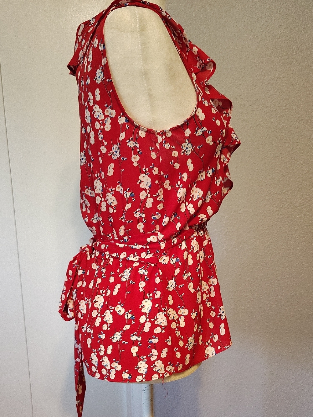 Max Studio Peplum Surplus Ruffle Blouse - Picture 2 of 6